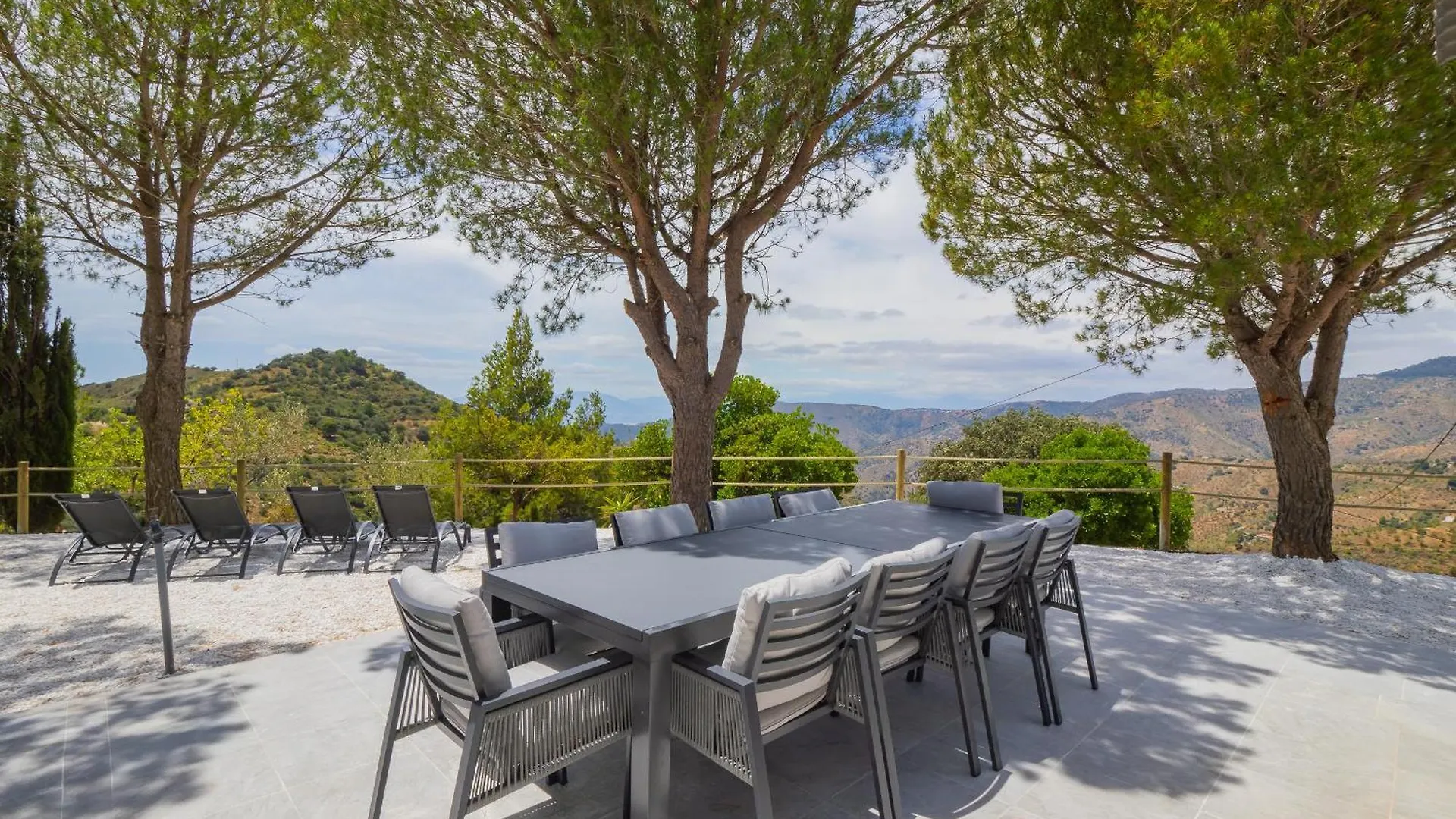 Ferienhaus Villa Cubo'S Casa Pineda Málaga